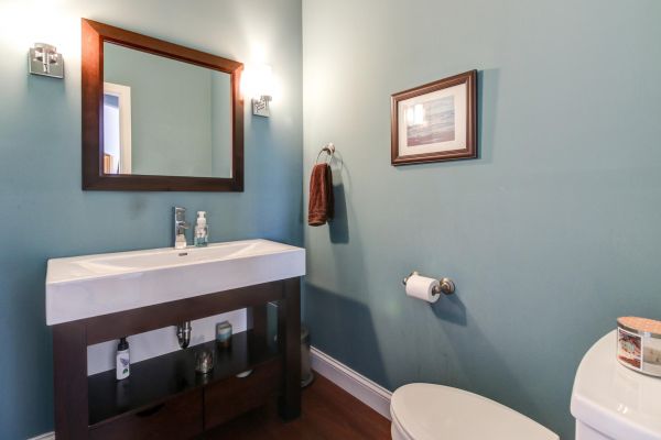 Cost of Powder Room Construction in Puyallup