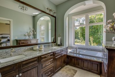 Elegant Bathroom Finishes